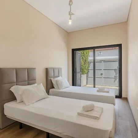 #392 Spacious 4br In Shared Pool * Albufeira