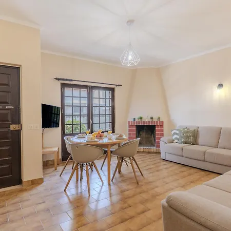 Willa #392 Spacious 4br In Shared Pool