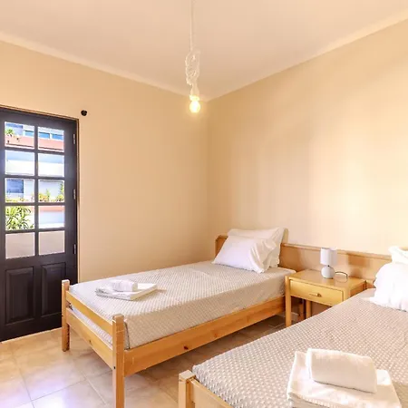 Willa #392 Spacious 4br In Shared Pool Albufeira